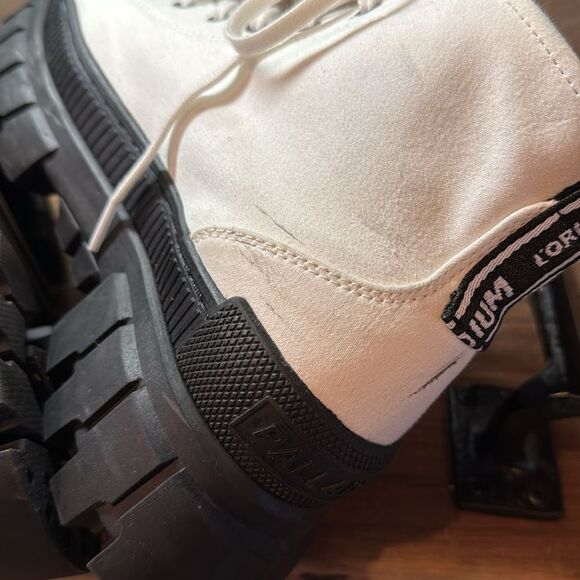 Palladium Revolt Hi TX Star White Platform Shoes - 9 - Great Condition - Picture 7 of 15